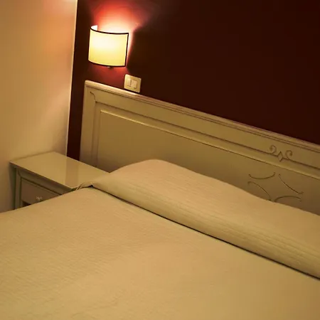 Parkhotel Montigeto Passignano sul Trasimeno Exterior photo